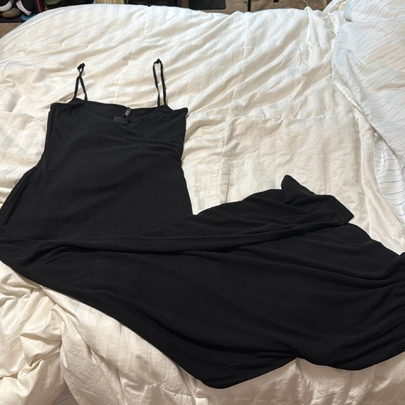 SKIMS Soft Lounge Long Slip Dress - Picture 6 of 6